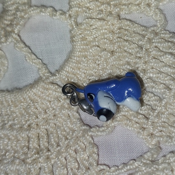 Charm u puppy Charm - Picture 3 of 3